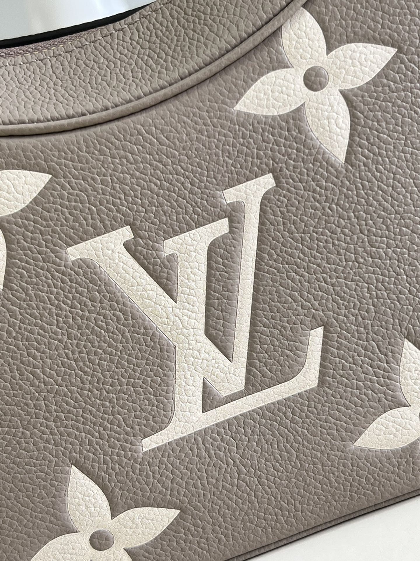 Louis Vuitton Bagatelle Bicolor Monogram Empreinte Leather Women's Handbags M46112