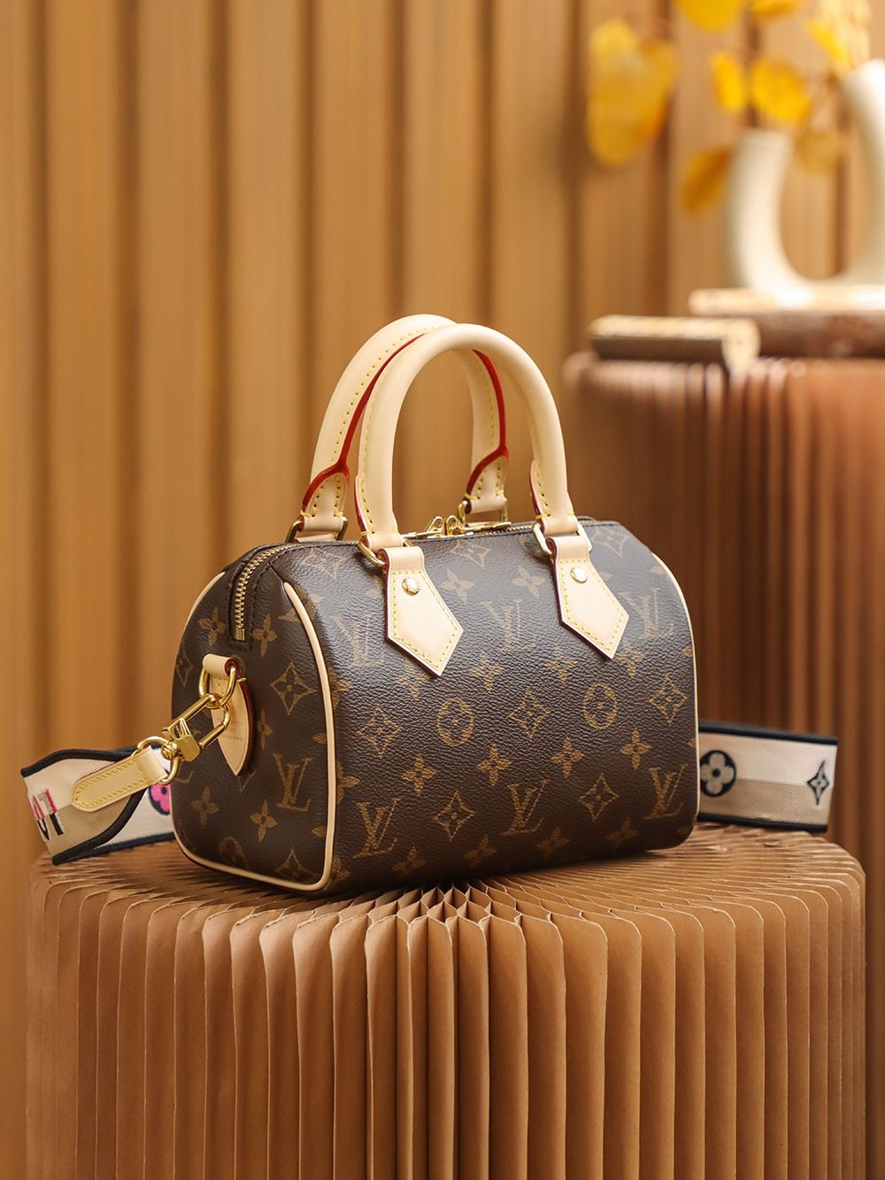 Louis Vuitton Speedy Bandoulière 20 Monogram Canvas Women's Handbags M46234