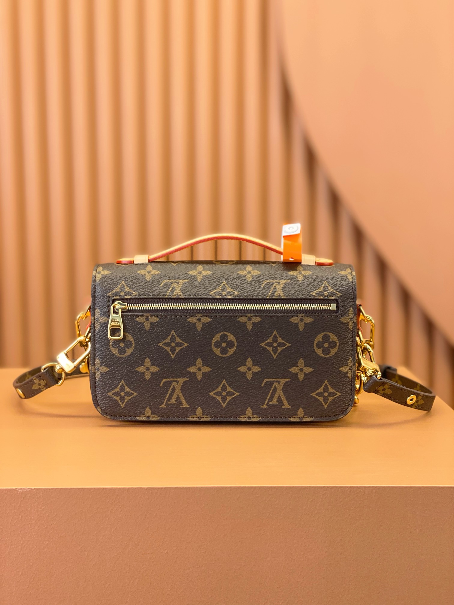 Louis Vuitton Pochette Métis East West Monogram Canvas Women's Handbags M46279