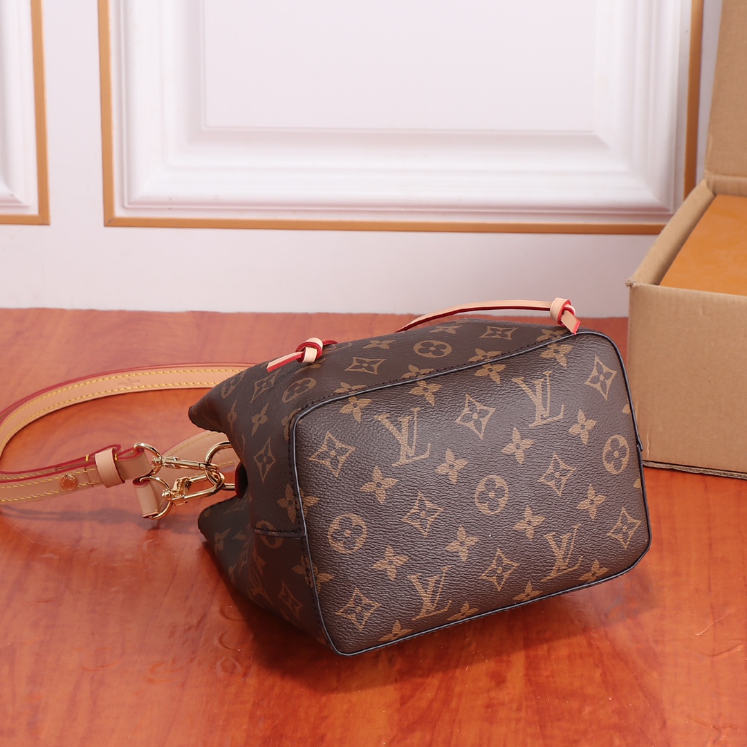 Louis Vuitton Néonoé BB Monogram Canvas Handbag