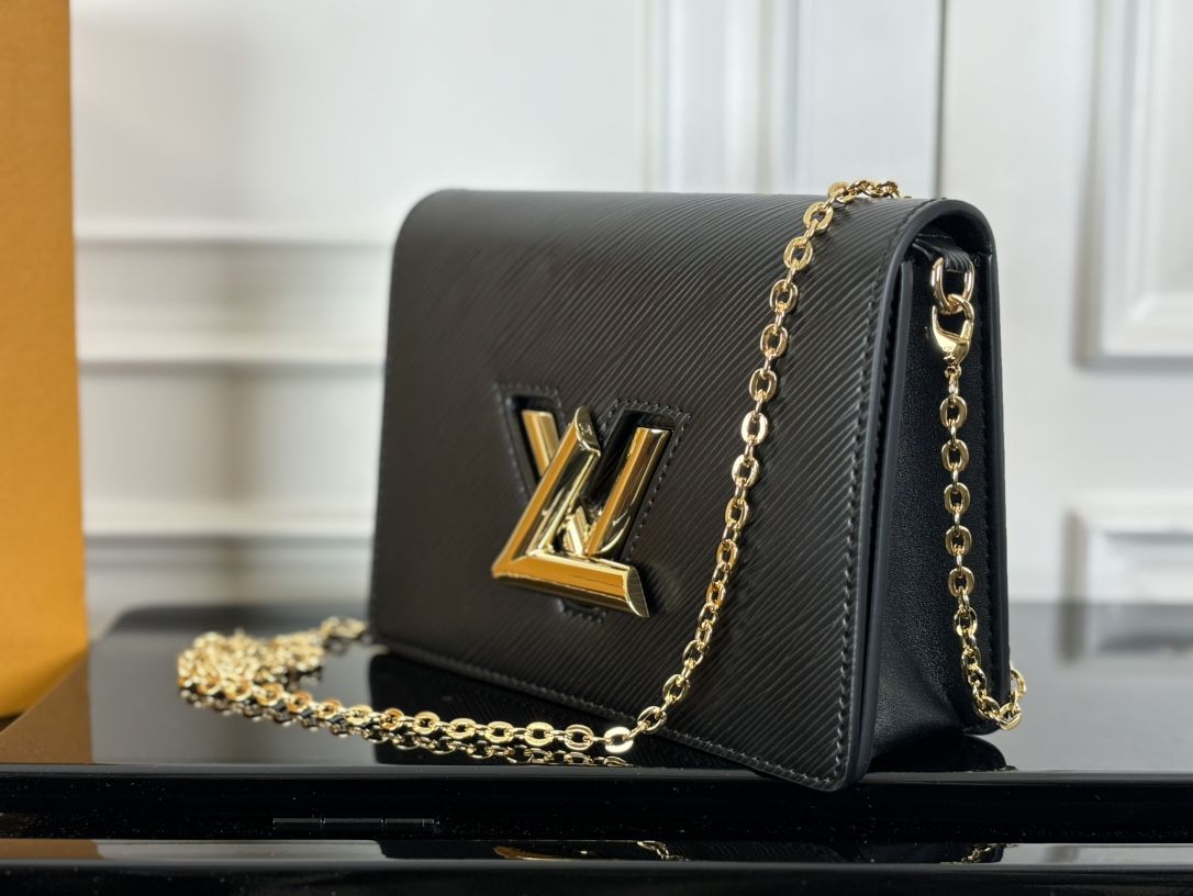 Louis Vuitton Twist Belt Chain Pouch Epi Leather Women's Handbag M68750