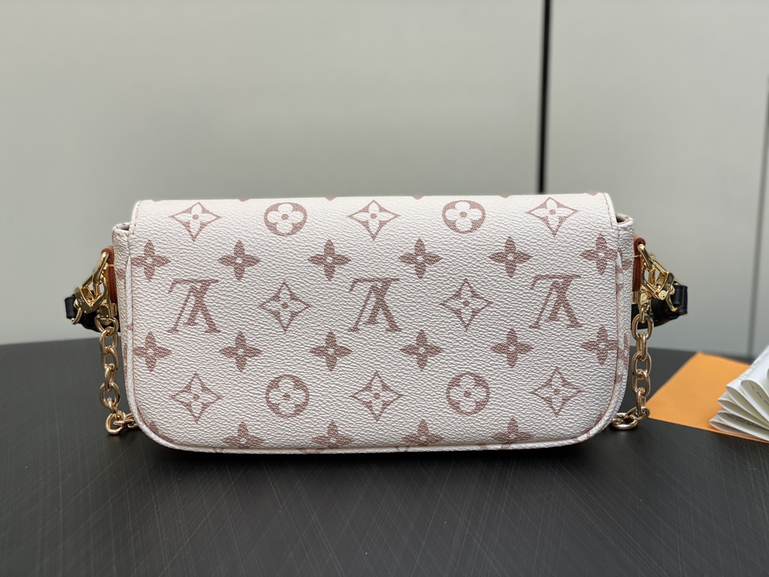 Louis Vuitton Wallet on Chain Ivy Monogram Canvas Handbag