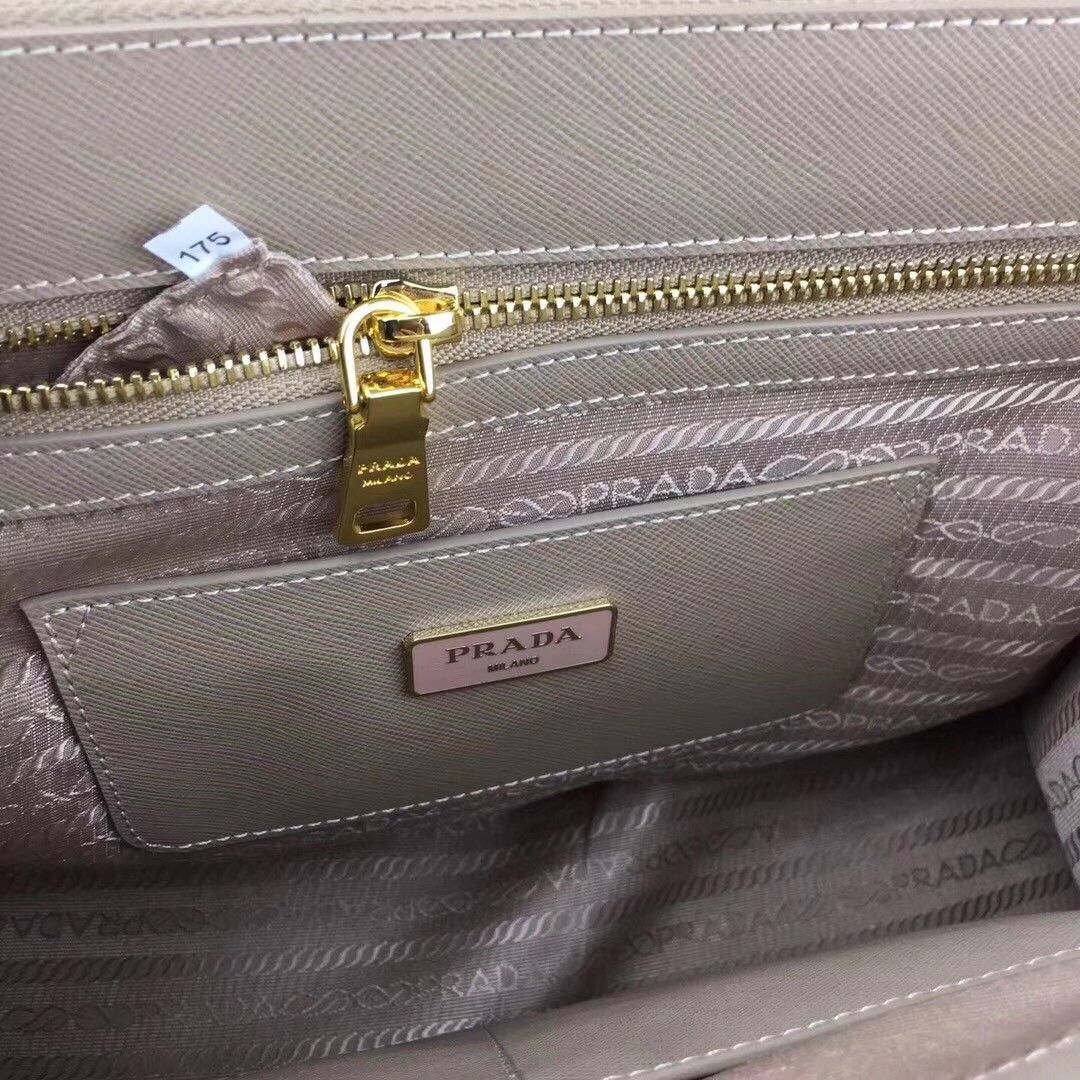 Prada Galleria Large Bag In Grey Saffiano Leather