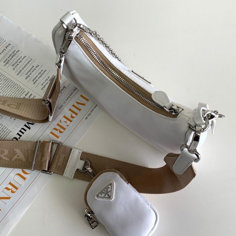 Prada Re-Edition 2005 Shoulder Bag In White Re-Nylon