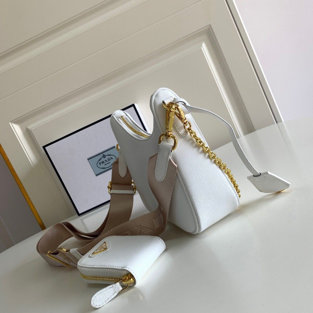 Prada Re-Edition 2005 Shoulder Bag In White Saffiano Leather