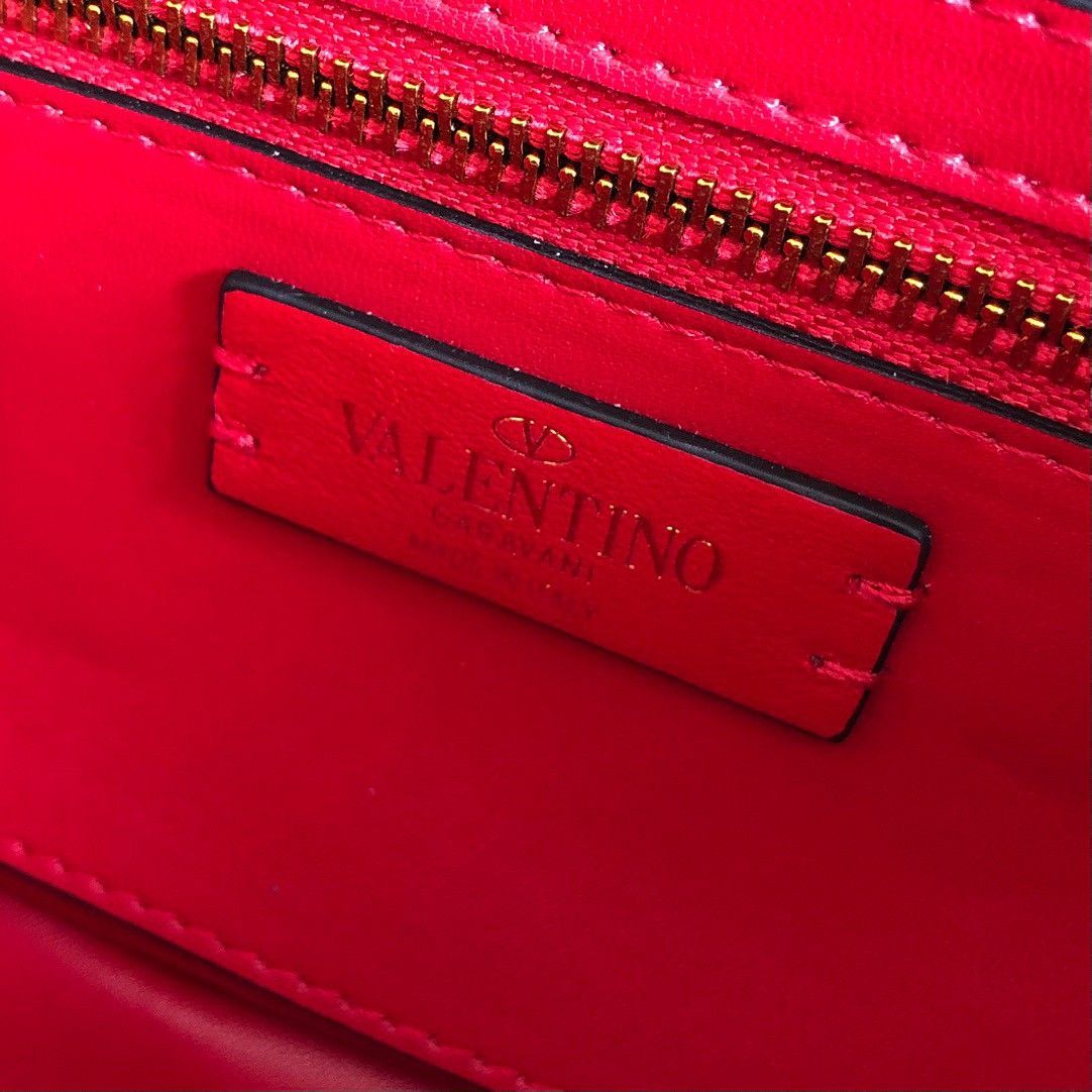 Valentino Roman Stud Medium Chain Bag In Red Nappa Leather