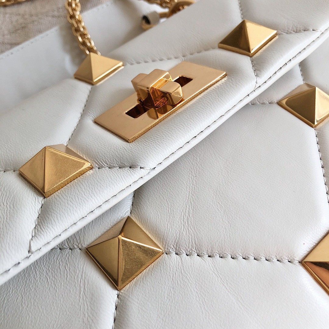 Valentino Roman Stud Medium Chain Bag In White Nappa Leather