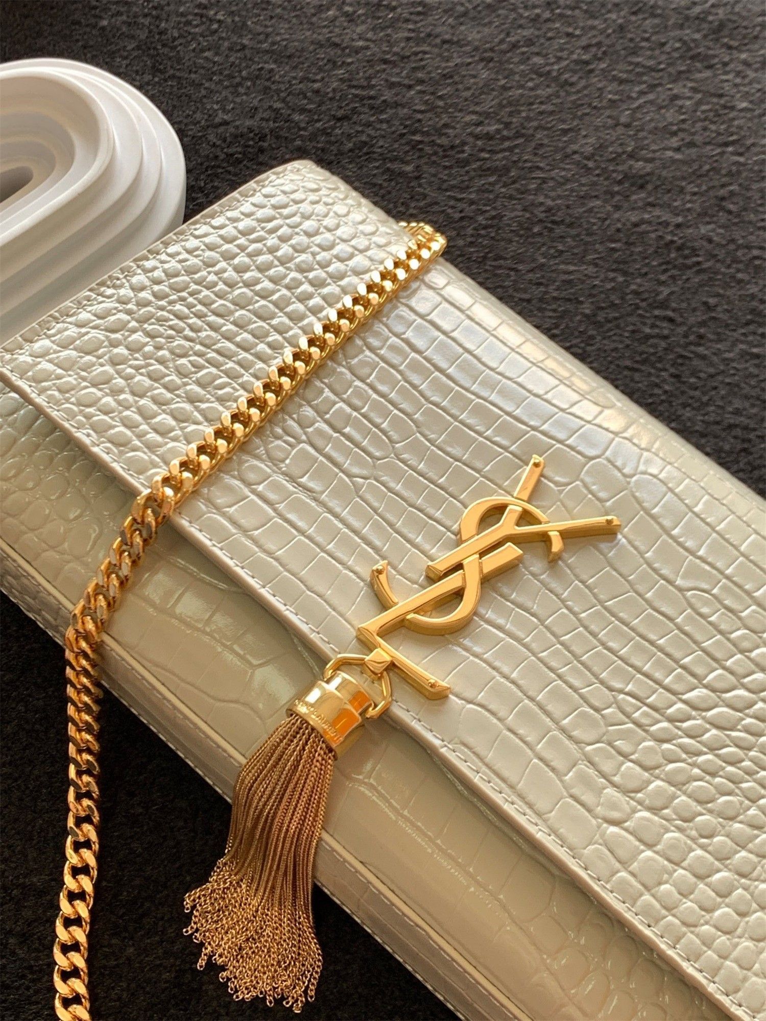 Saint Laurent Kate Medium Tassel Bag In White Crocodile-embossed Leather