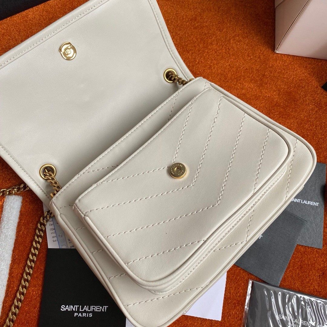 Saint Laurent Niki Baby Chain Bag In White Lambskin